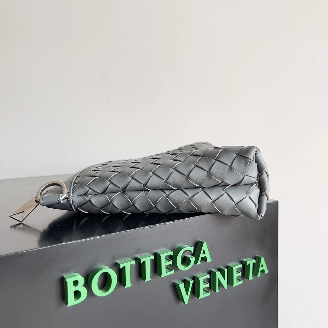 Timeless Bottega Veneta Clutch Bags 67759