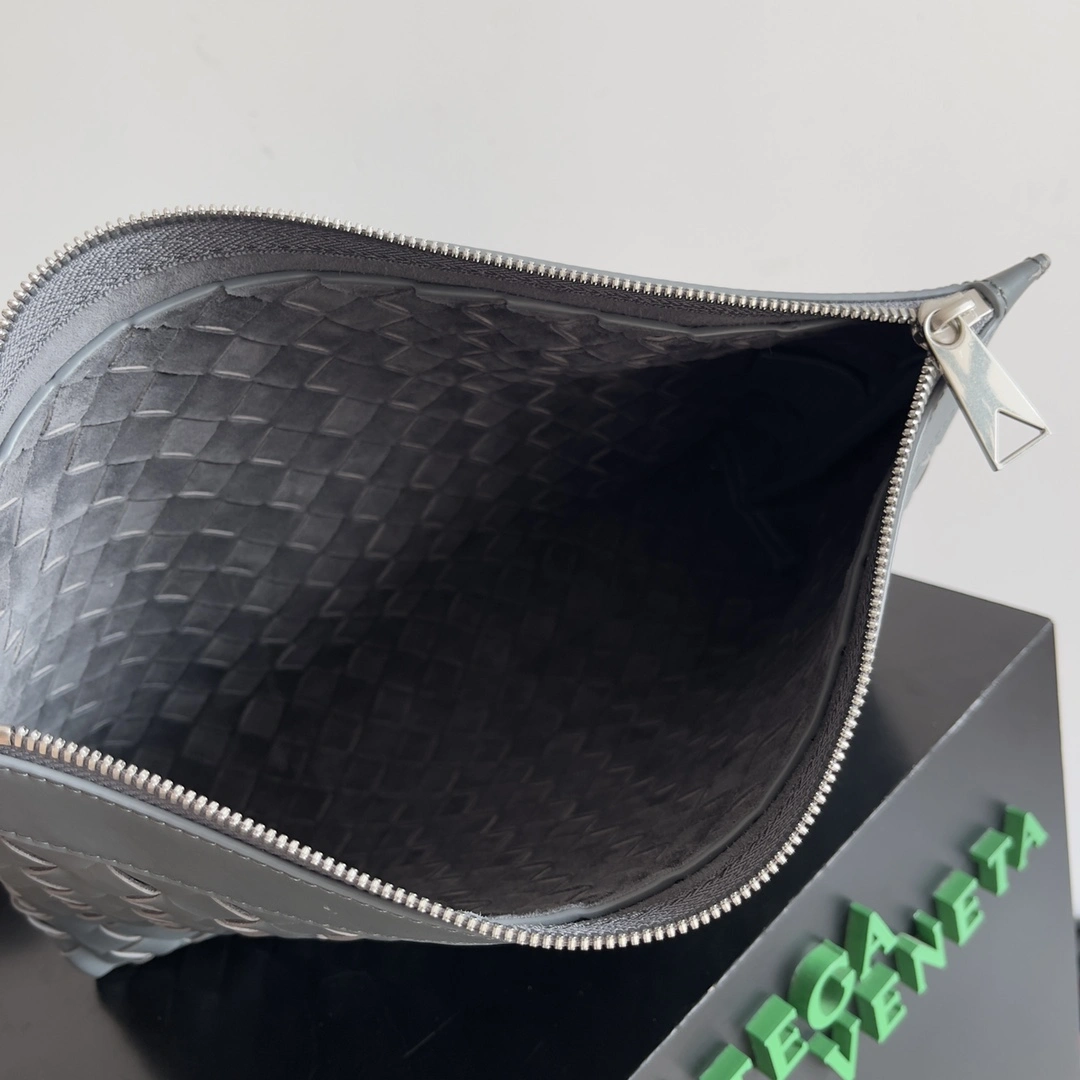 Timeless Bottega Veneta Clutch Bags 67759
