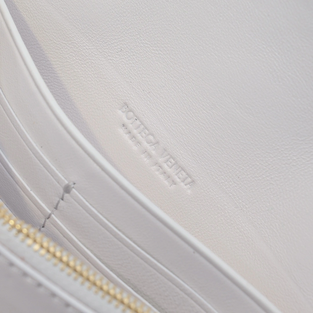 Bottega Veneta Clutch Bags Effortless 67754