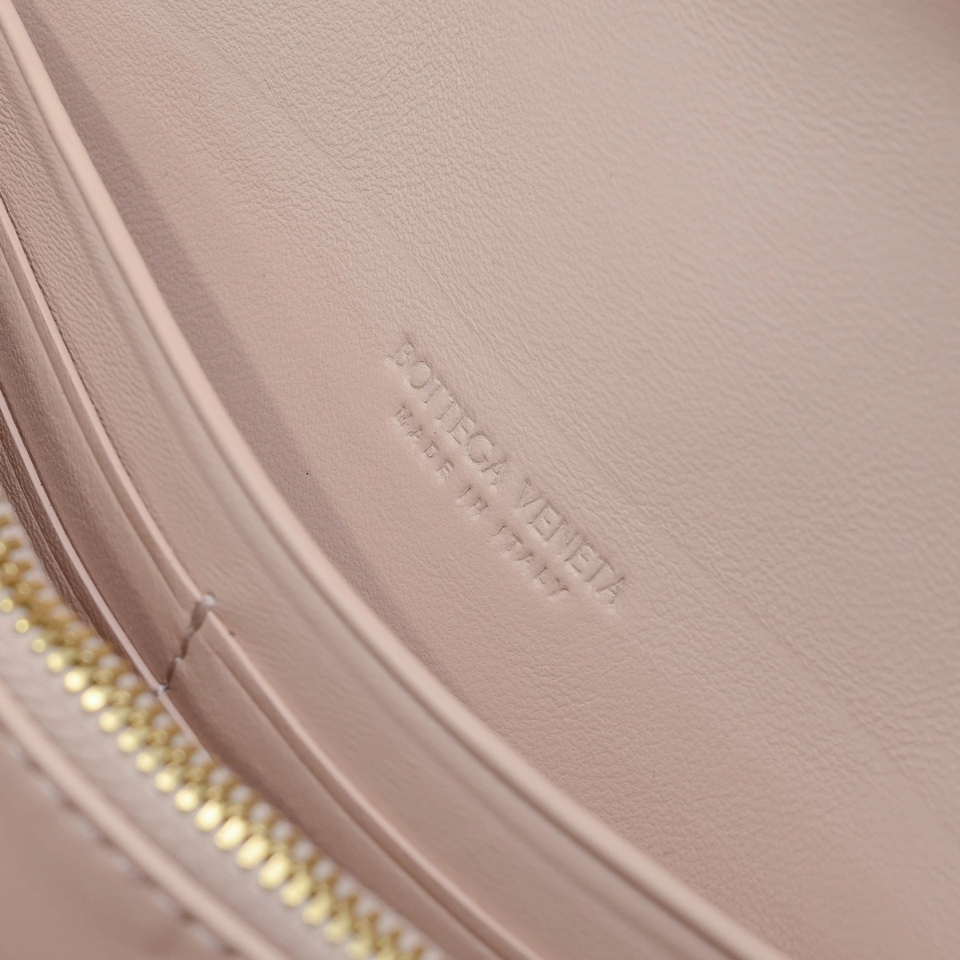 Bottega Veneta Clutch Bags FreshLook 67746