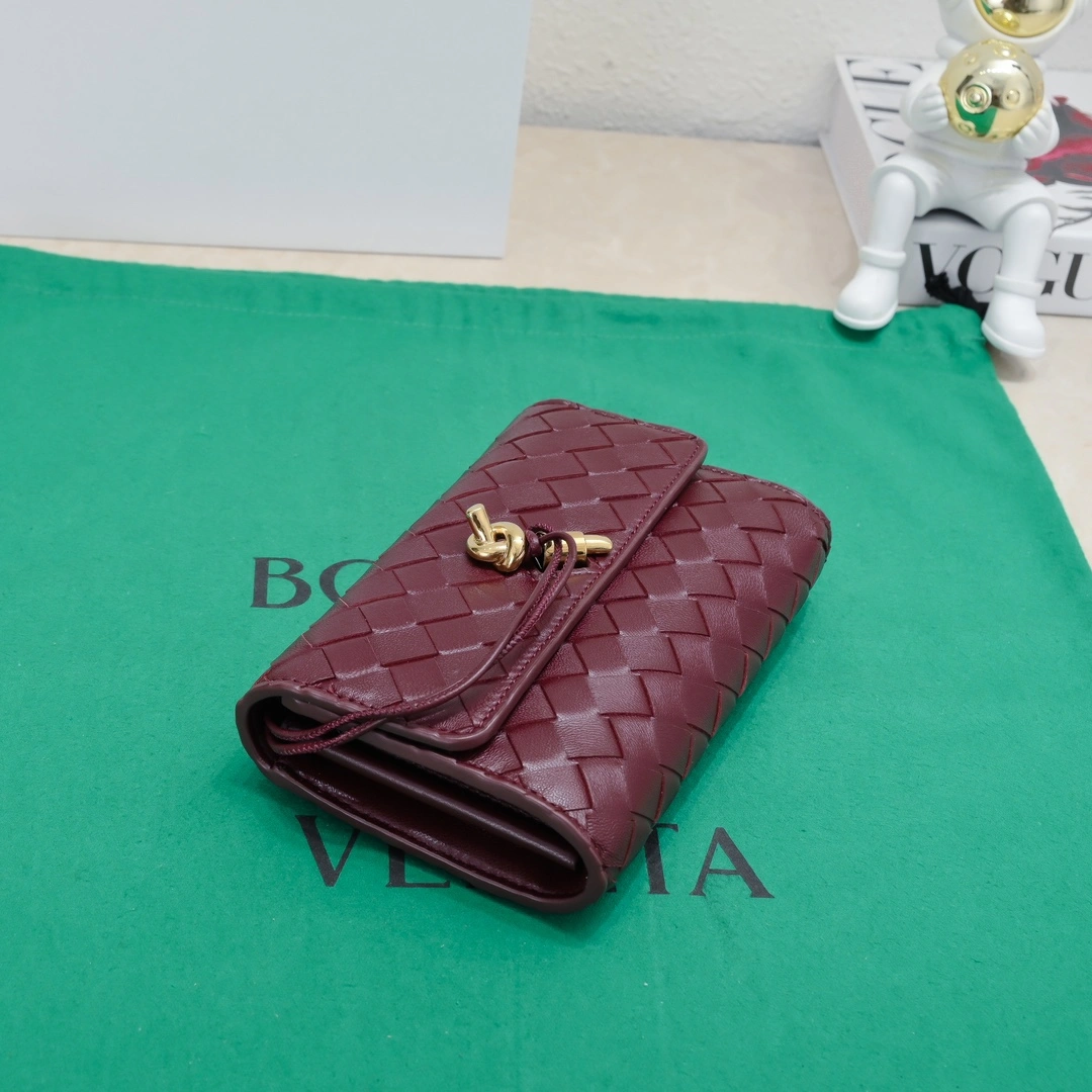 Tailored Bottega Veneta Clutch Bags 67747