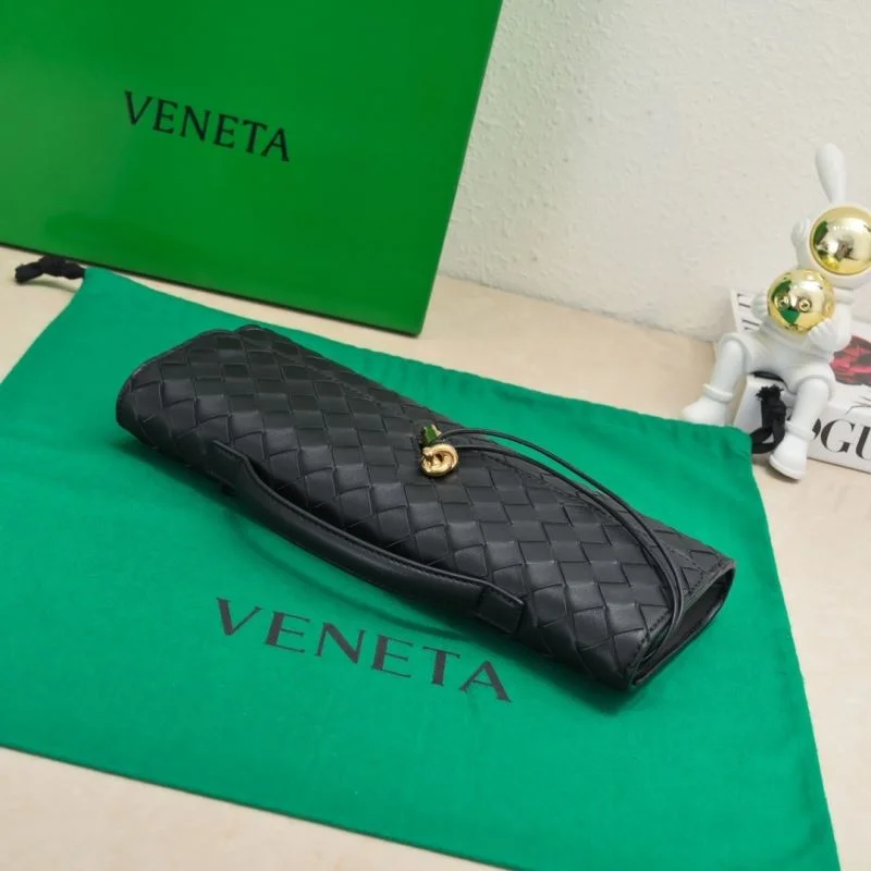 Bottega Veneta Clutch Bags Effortless 51976