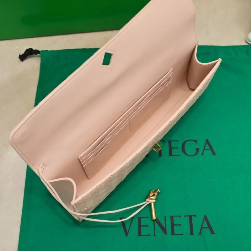 Bottega Veneta Clutch Bags Fashionable 51970