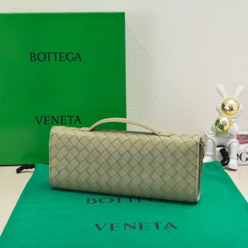Cozy Bottega Veneta Clutch Bags 51931