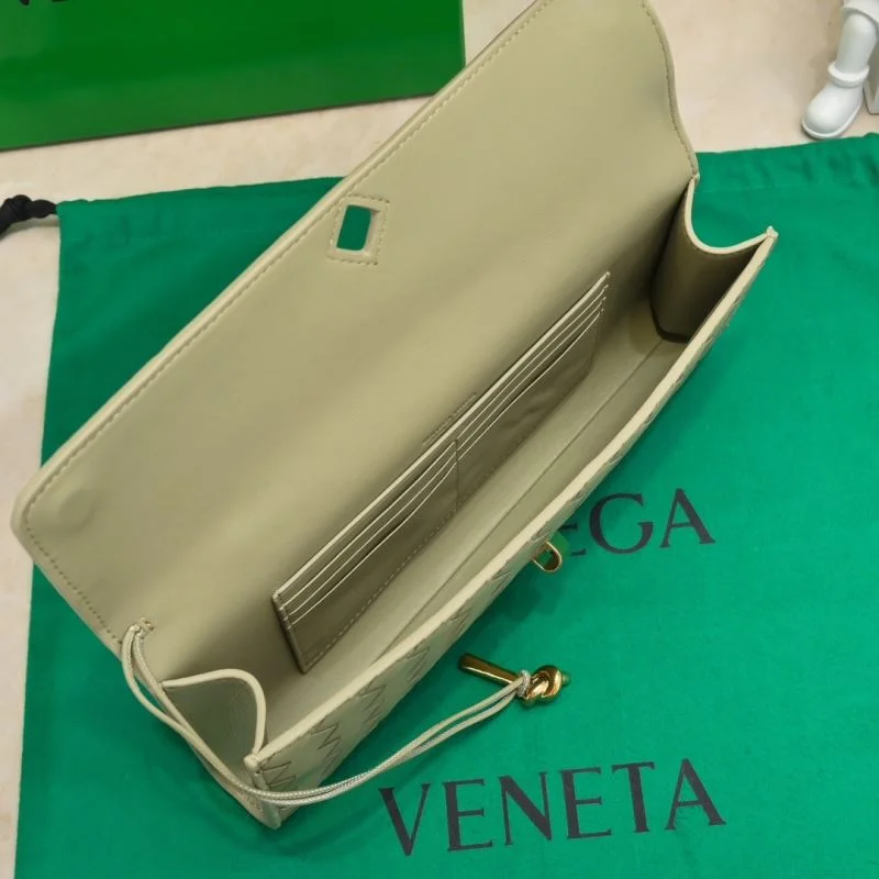 Cozy Bottega Veneta Clutch Bags 51931