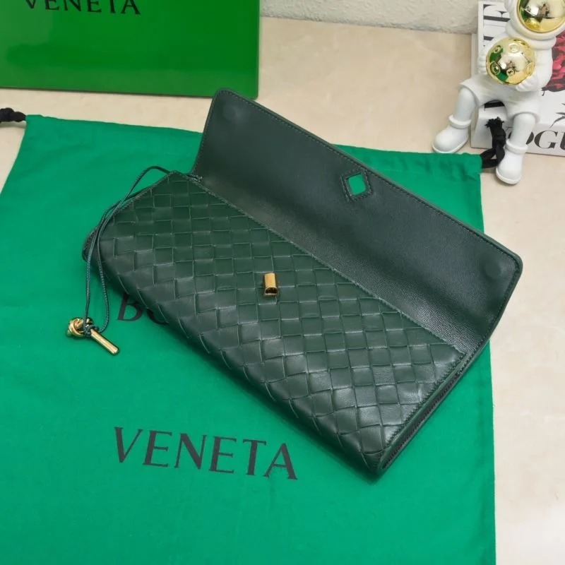 Bottega Veneta Clutch Bags Comfortable 51932