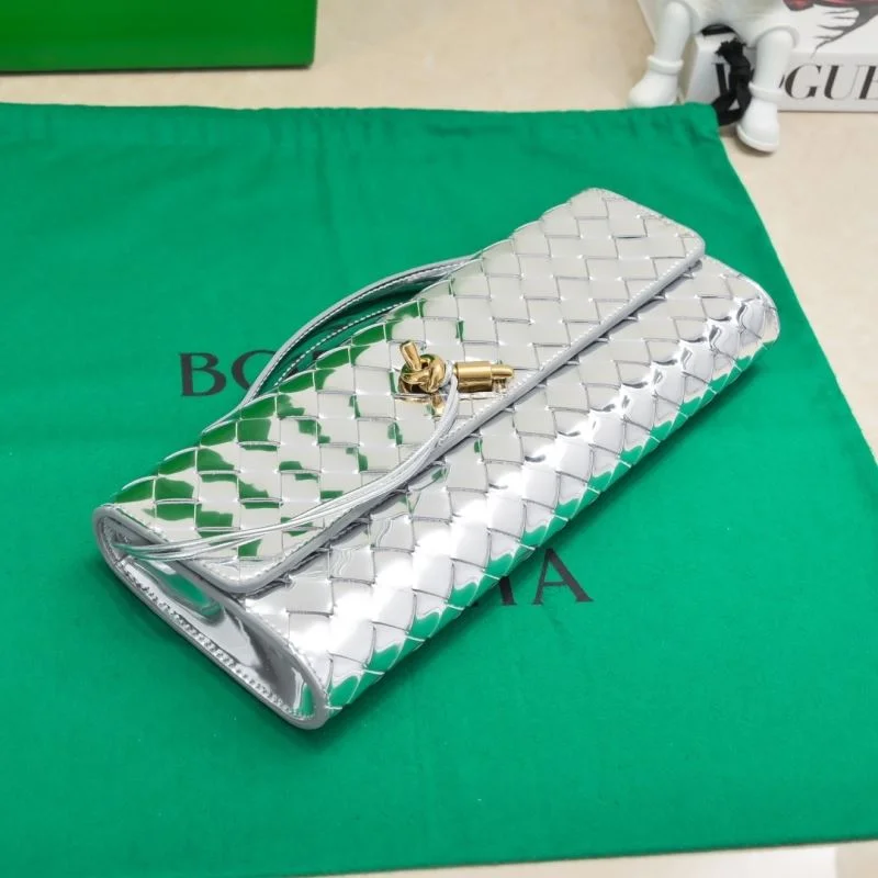 Bottega Veneta Clutch Bags Stretchable 51930