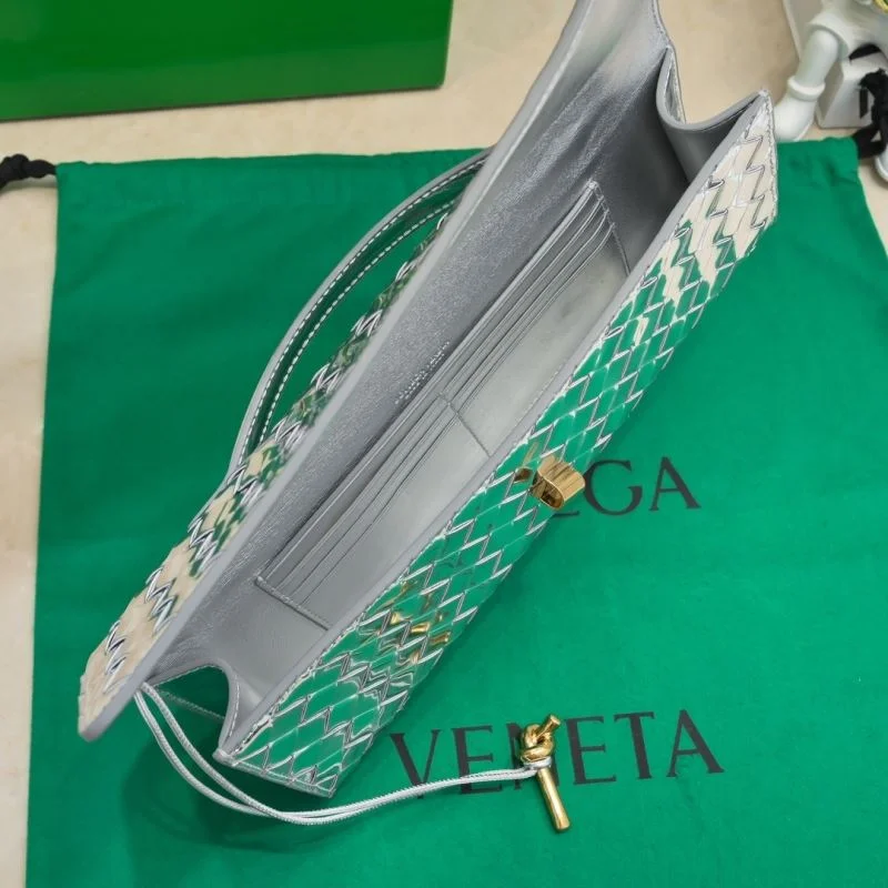 Bottega Veneta Clutch Bags Stretchable 51930