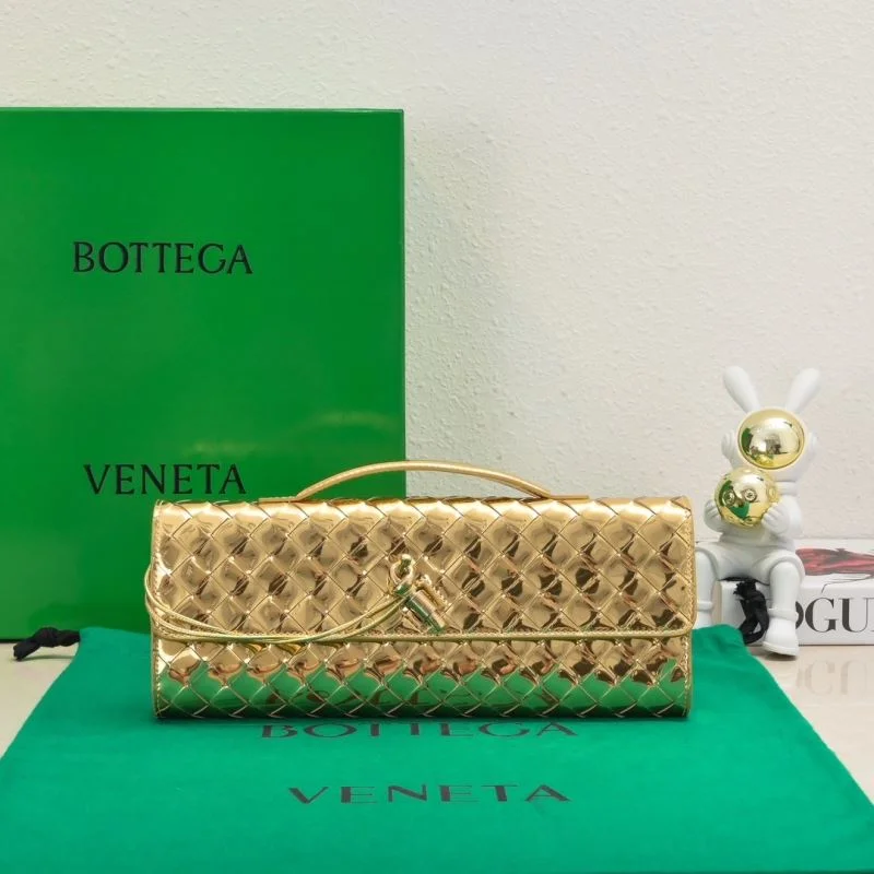 Breathable Bottega Veneta Clutch Bags 51928