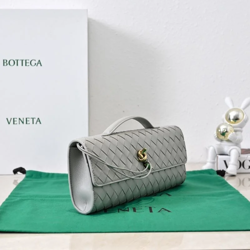Bottega Veneta Clutch Bags Cozy 51966