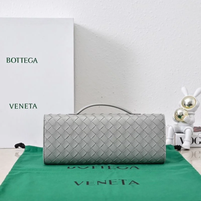 Bottega Veneta Clutch Bags Cozy 51966