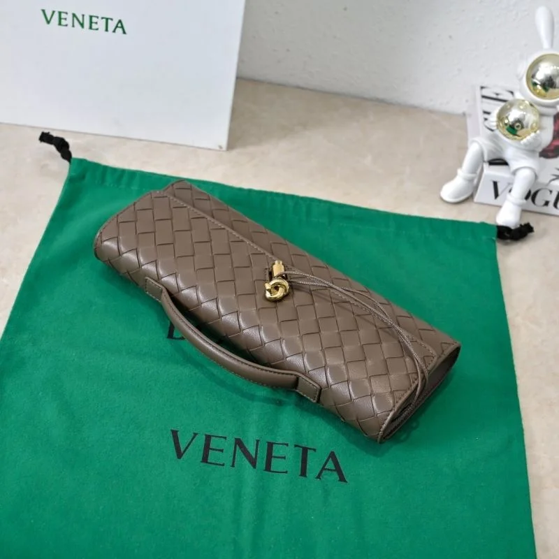 Bottega Veneta Clutch Bags Affordable 51927