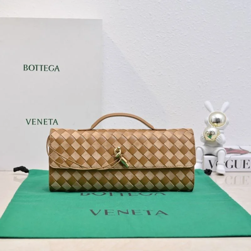 FashionForward Bottega Veneta Clutch Bags 51923