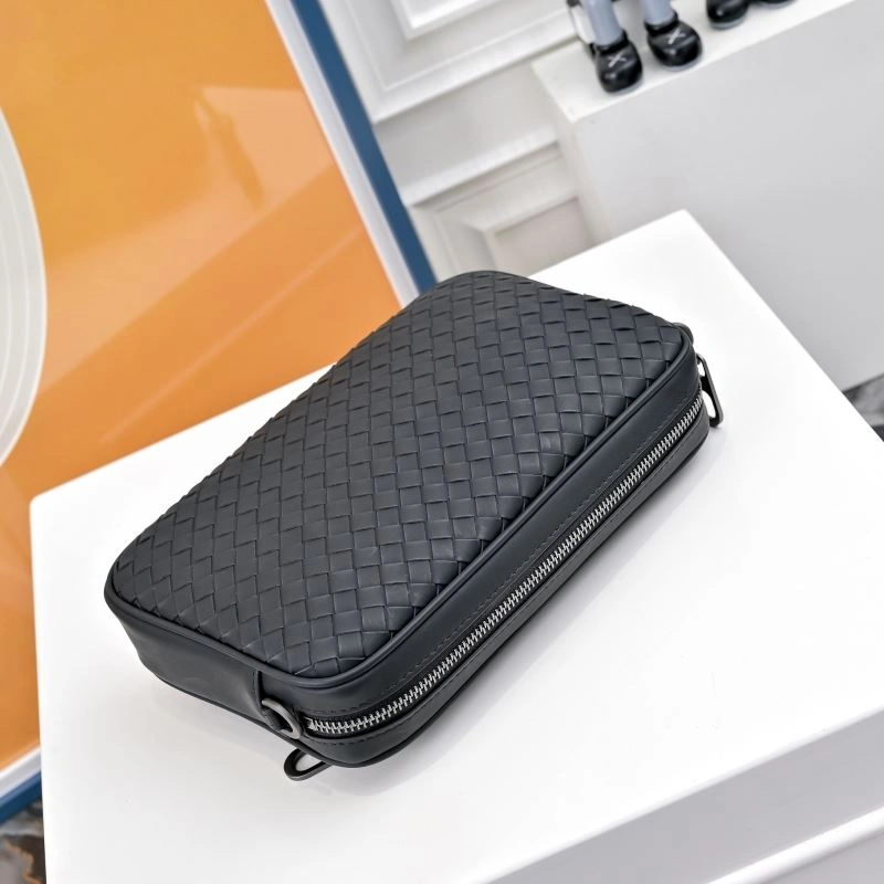 Versatile Bottega Veneta Clutch Bags 86554