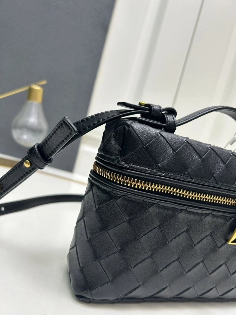 Bottega Veneta Cosmetic Bags FashionForward 84746