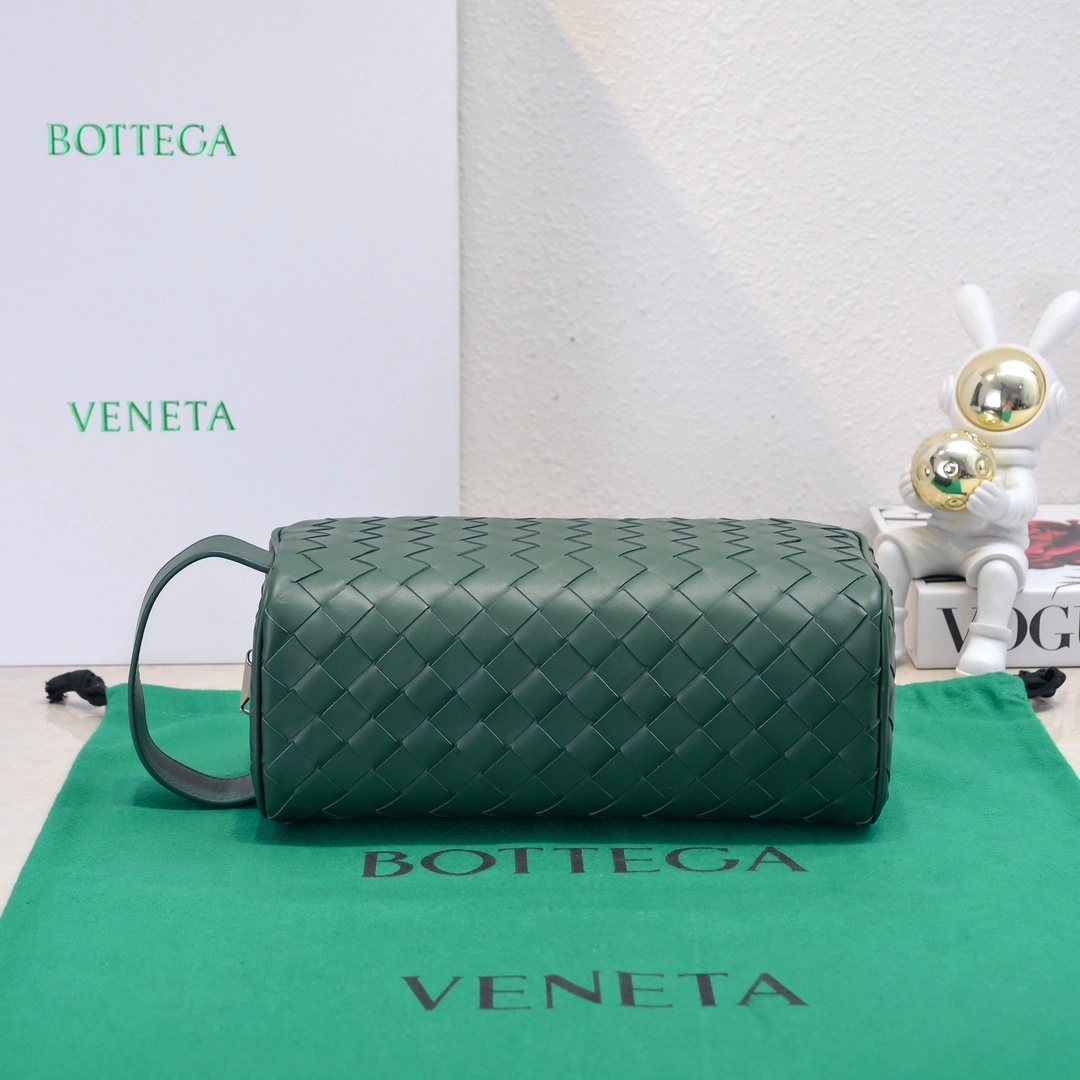 Tailored Bottega Veneta Cosmetic Bags 67738