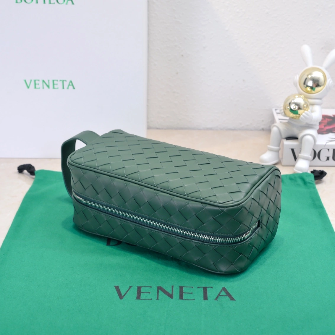 Tailored Bottega Veneta Cosmetic Bags 67738