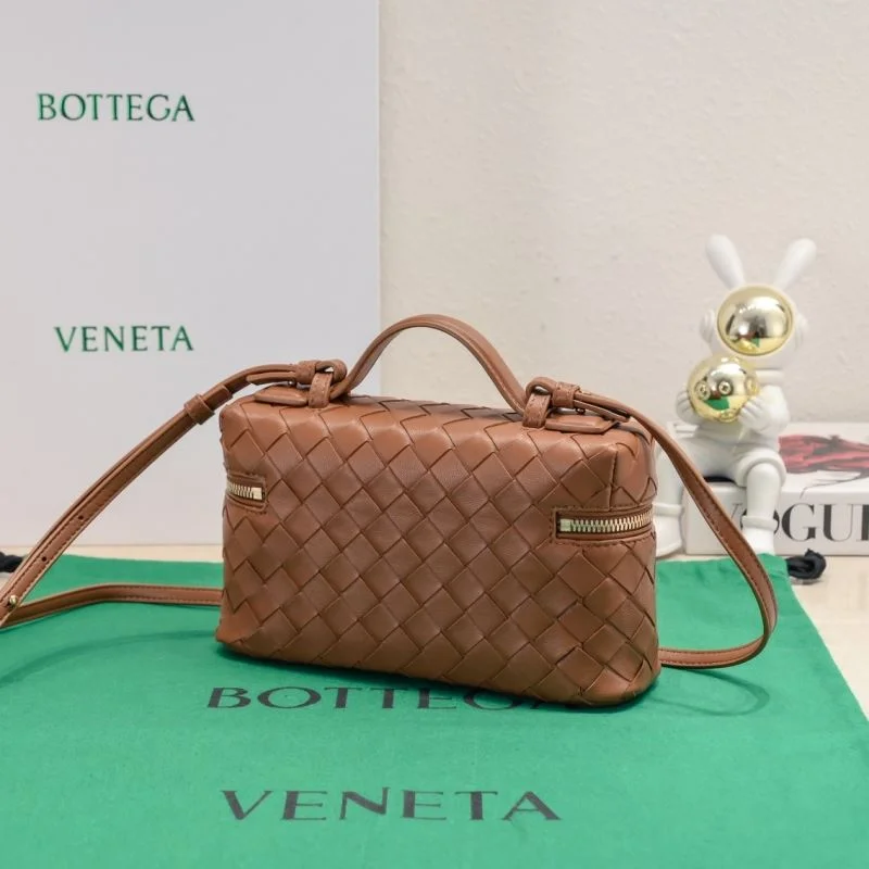 MoistureWicking Bottega Veneta Cosmetic Bags 51919