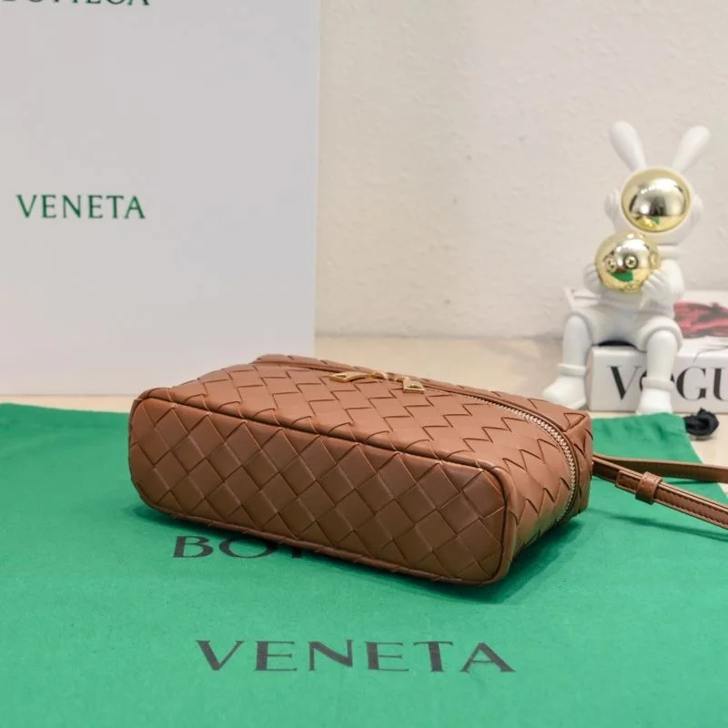 MoistureWicking Bottega Veneta Cosmetic Bags 51919