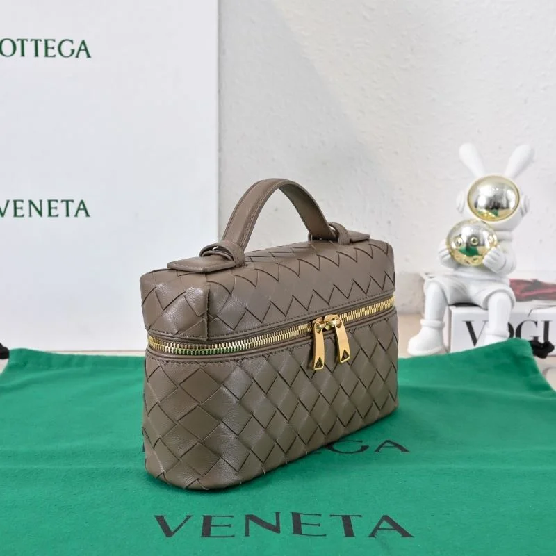 Bottega Veneta Cosmetic Bags ZipUp 51915