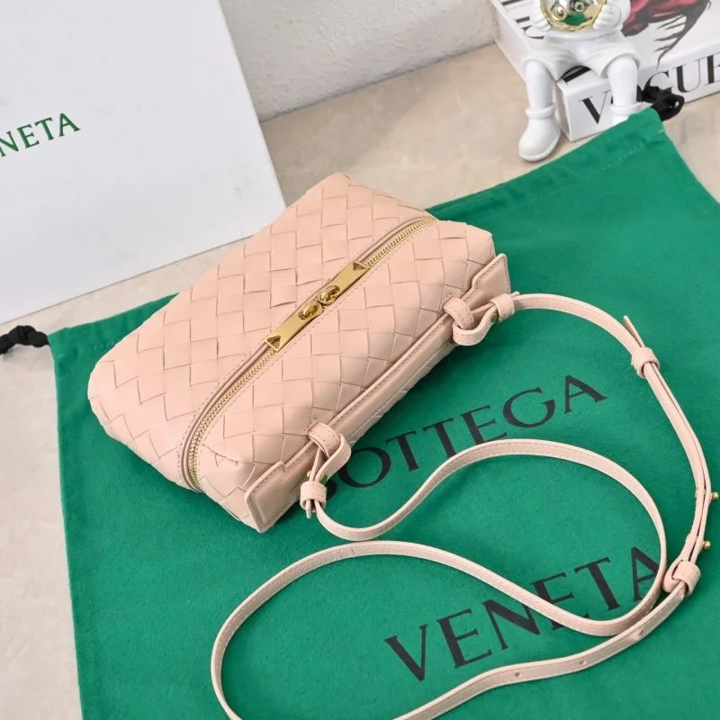 Durable Bottega Veneta Cosmetic Bags 51916