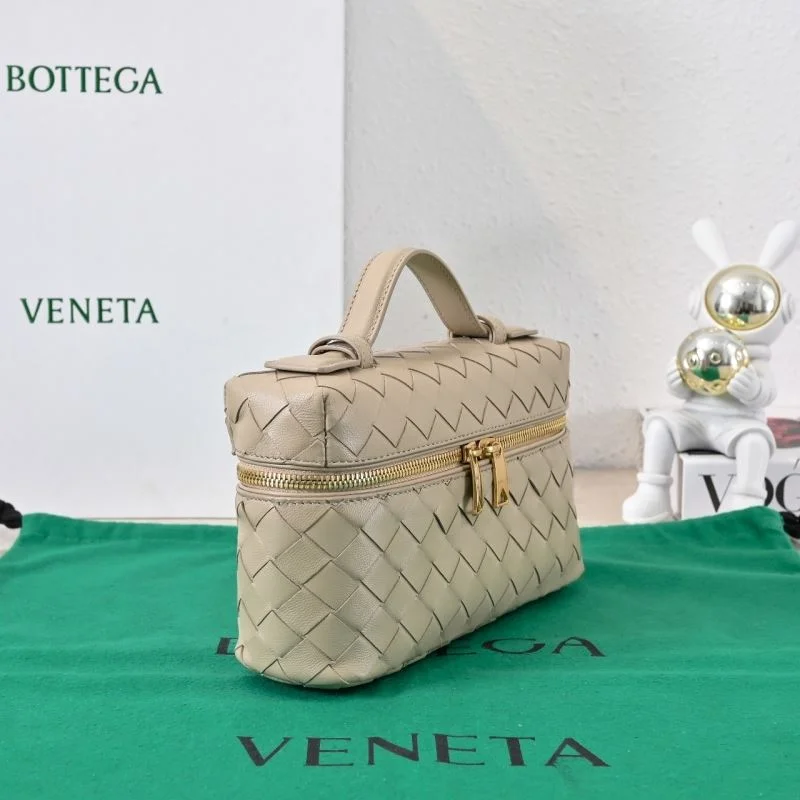 Premium Bottega Veneta Cosmetic Bags 51907