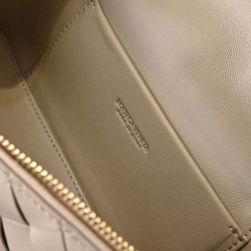 Premium Bottega Veneta Cosmetic Bags 51907