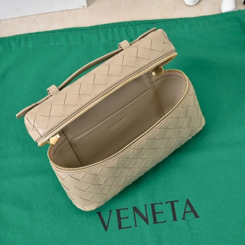 Premium Bottega Veneta Cosmetic Bags 51907