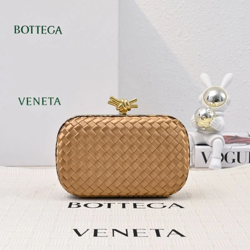 Bottega Veneta Cosmetic Bags Resilient 51909