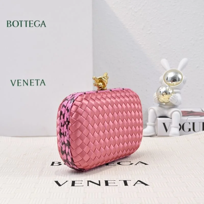 Bottega Veneta Cosmetic Bags Premium 51911