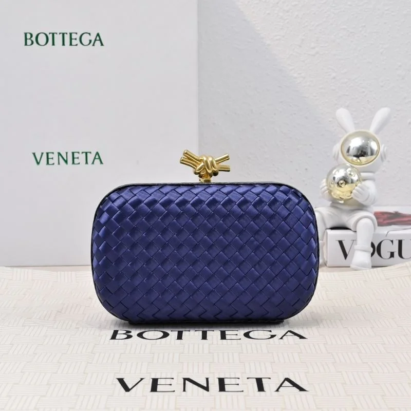 Bright Bottega Veneta Cosmetic Bags 51908