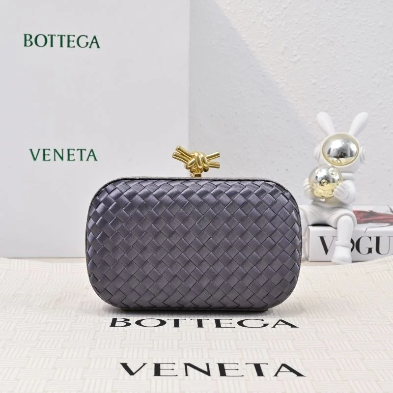 Versatile Bottega Veneta Cosmetic Bags 51901