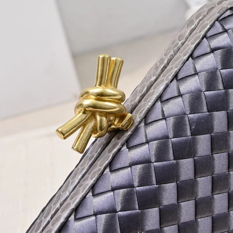 Versatile Bottega Veneta Cosmetic Bags 51901