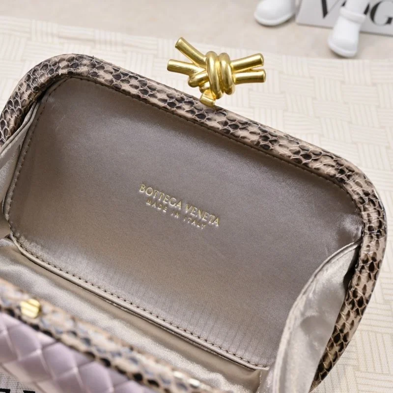 Bottega Veneta Cosmetic Bags ZeroBulk 51902