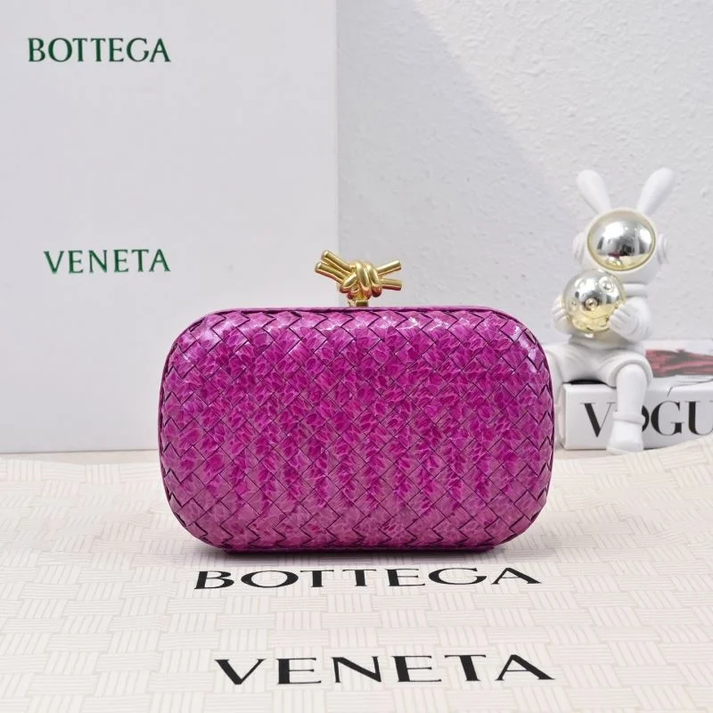 Bottega Veneta Cosmetic Bags EyeCatching 51897