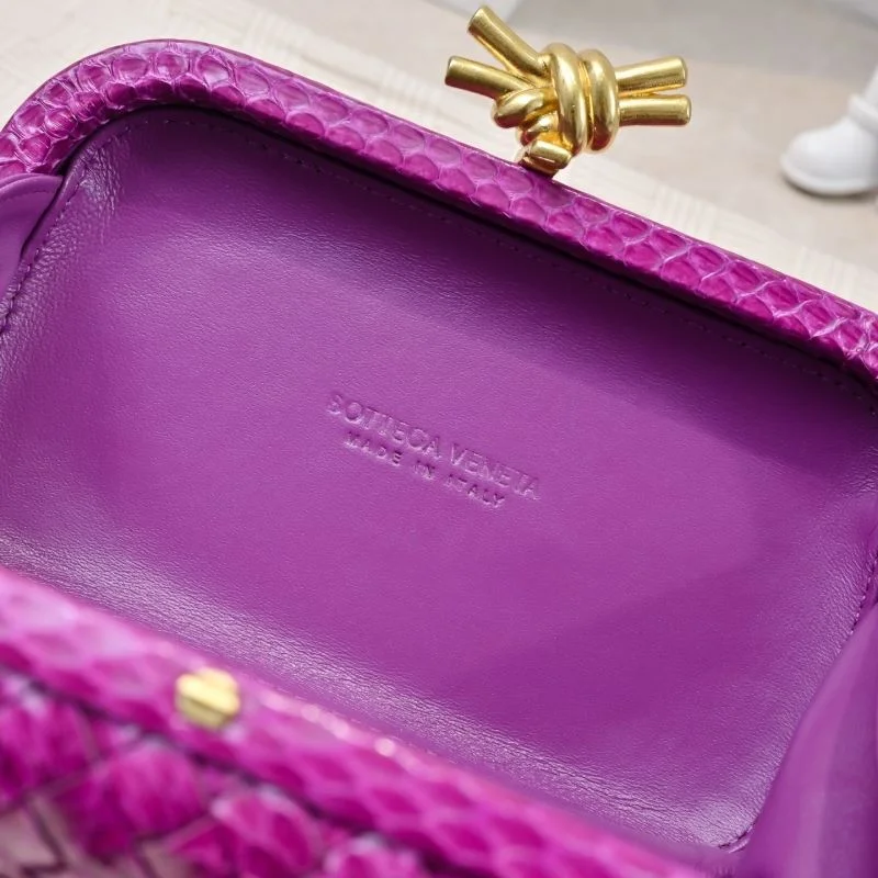 Bottega Veneta Cosmetic Bags EyeCatching 51897