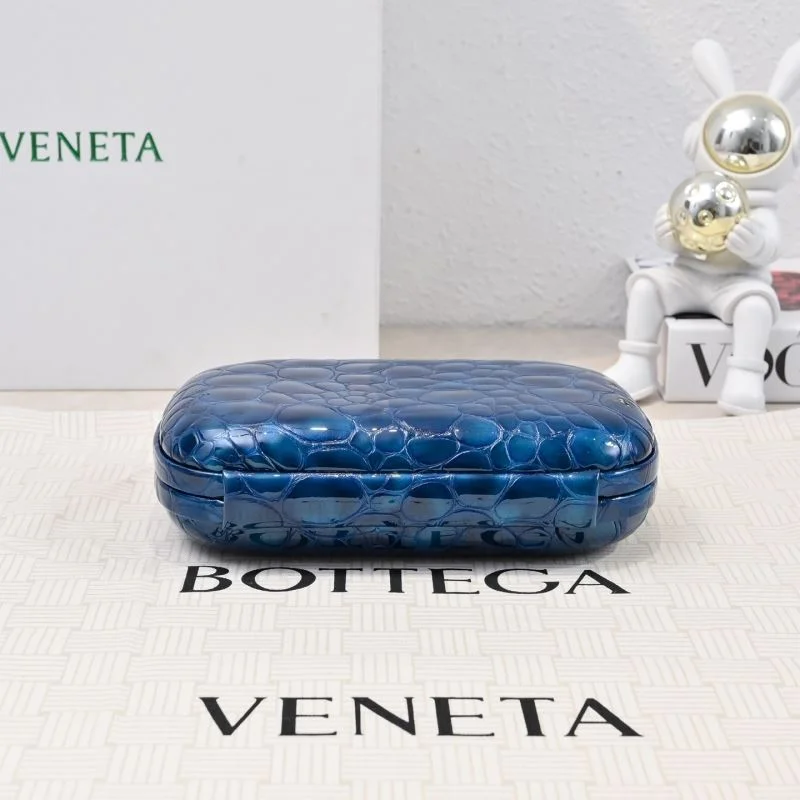Bottega Veneta Cosmetic Bags Functional 51887