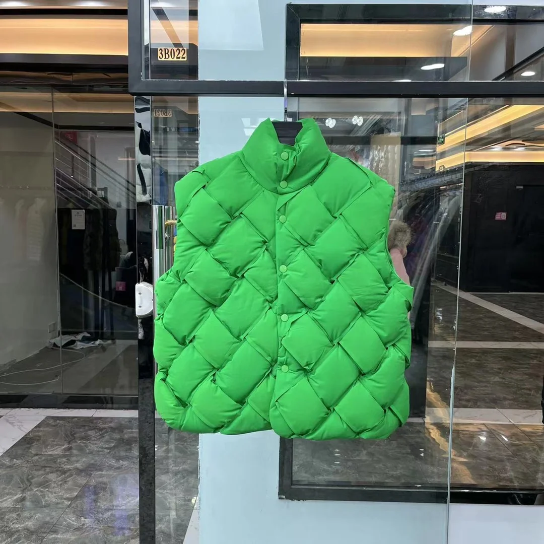 Unisex Bottega Veneta Down Jackets 165479
