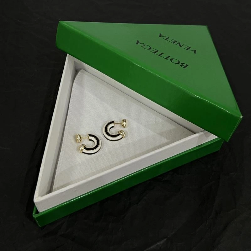 UrbanChic Bottega Veneta Earrings 214368