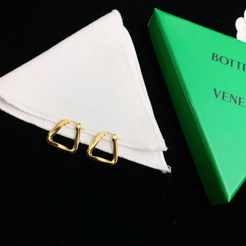 Bottega Veneta Earrings Elegant 212471