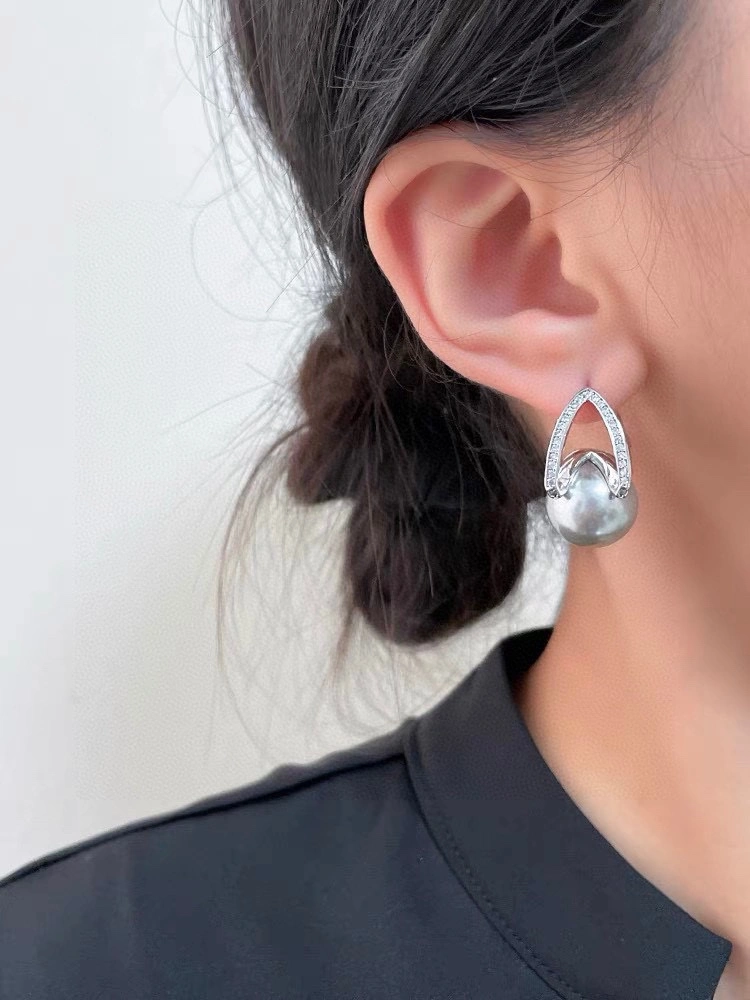 FlexibleFit Bottega Veneta Earrings 211447