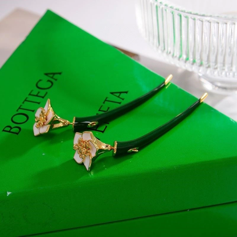Sleek Bottega Veneta Earrings 210883