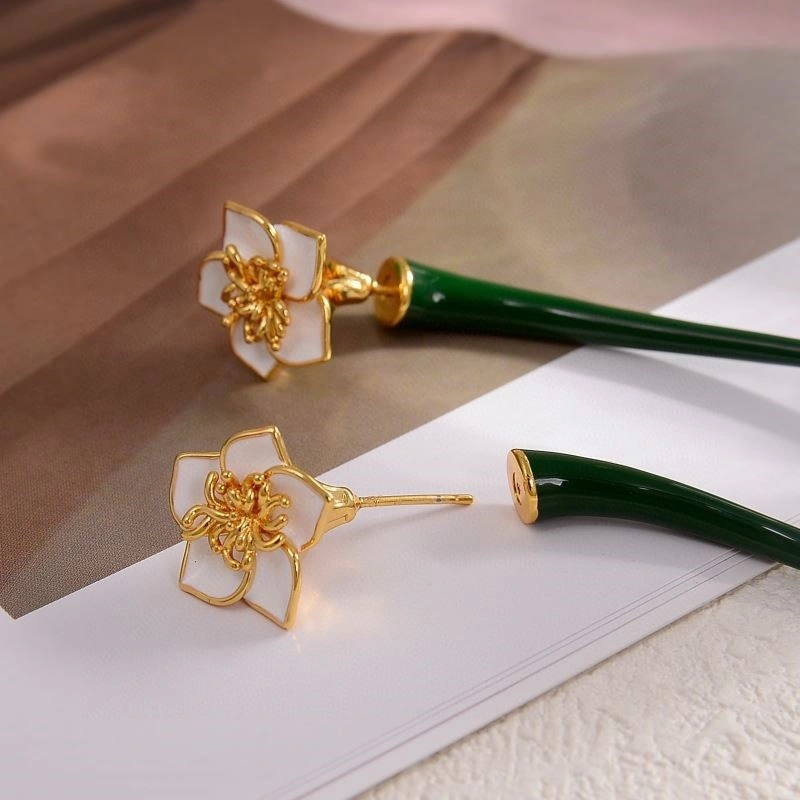 Sleek Bottega Veneta Earrings 210883