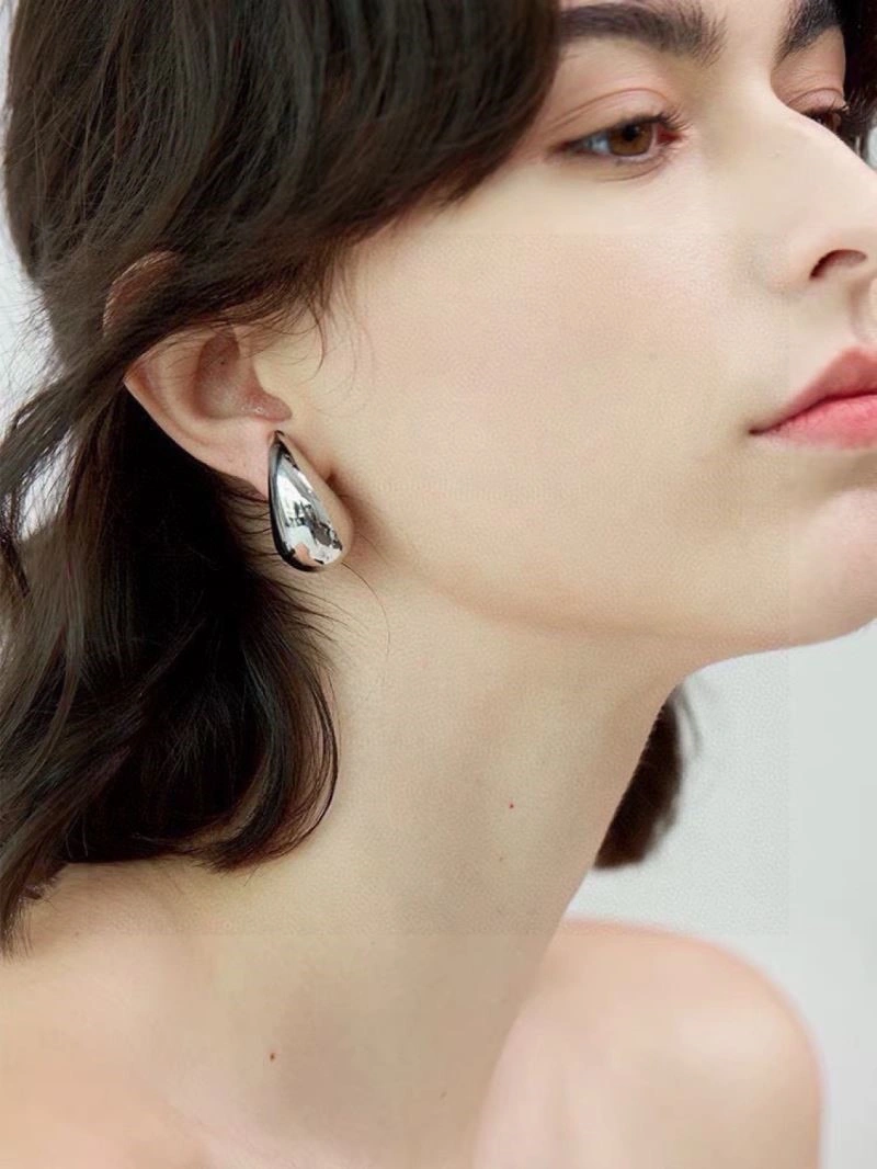 Bottega Veneta Earrings Breathable 208885