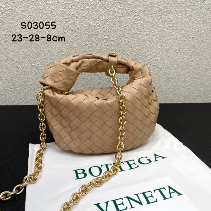 Bottega Veneta Hobo Bags Resilient 84749