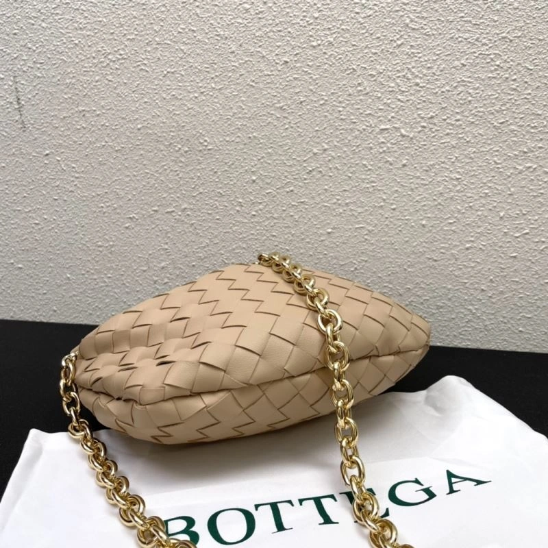 Bottega Veneta Hobo Bags Resilient 84749