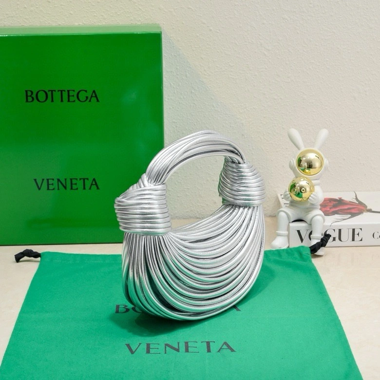 Bottega Veneta Hobo Bags Bright 67718