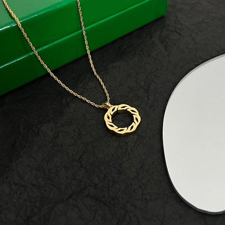 Seasonal Bottega Veneta Necklaces 212682