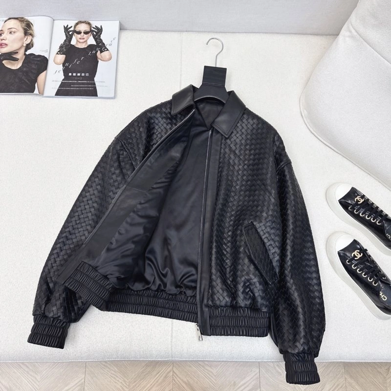Bottega Veneta Outwear Flexible 151952