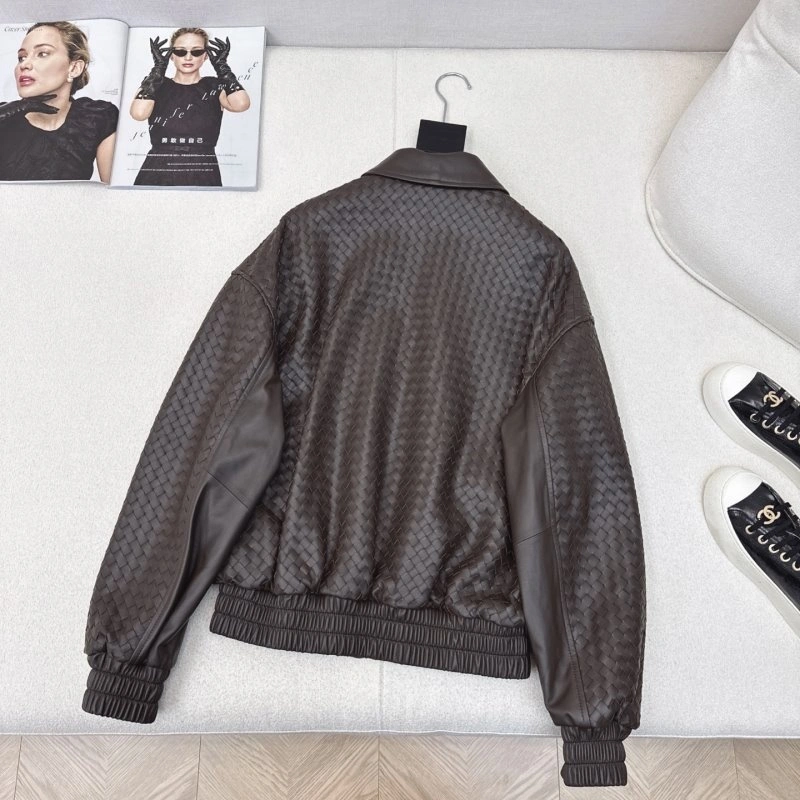 Casual Bottega Veneta Outwear 151954